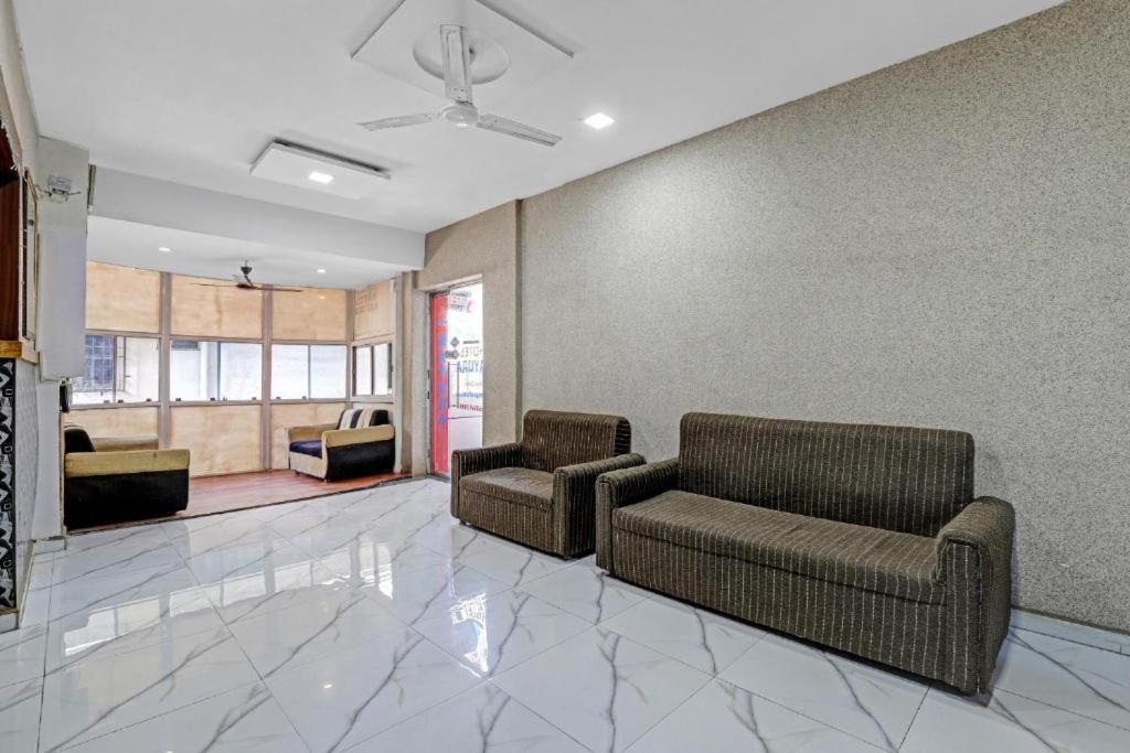 Hotel Mayura, Ankleshwar Eksteriør bilde