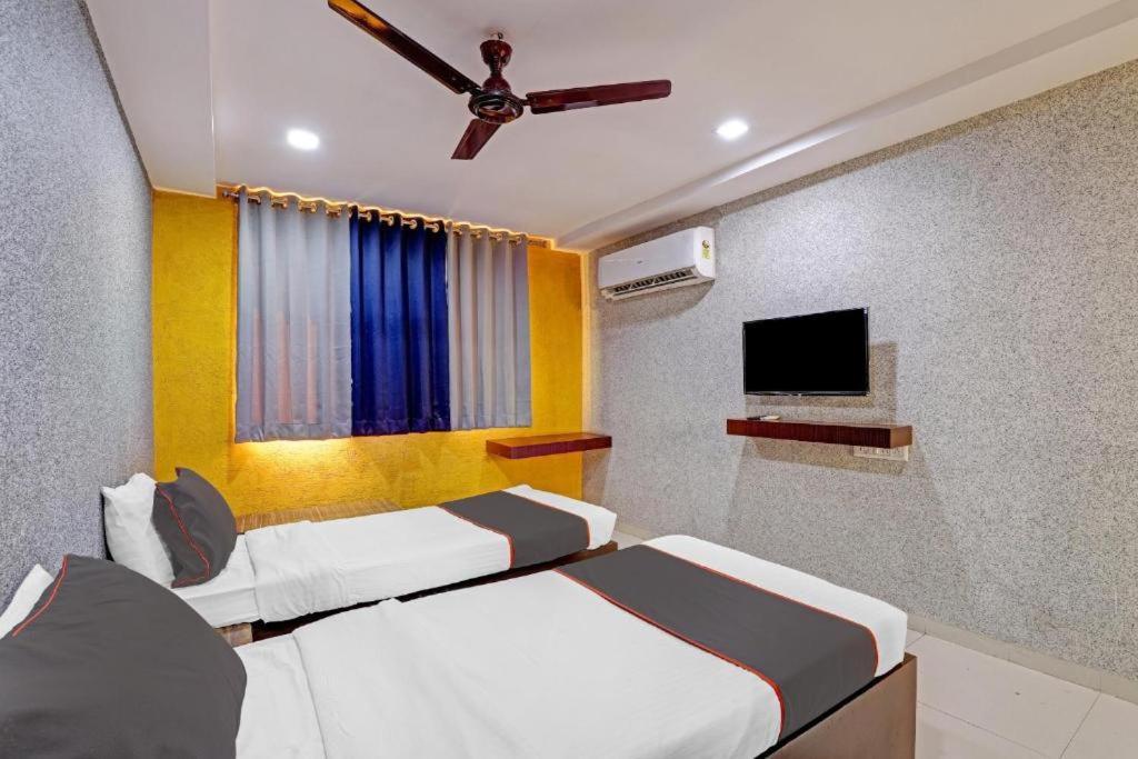 Hotel Mayura, Ankleshwar Eksteriør bilde