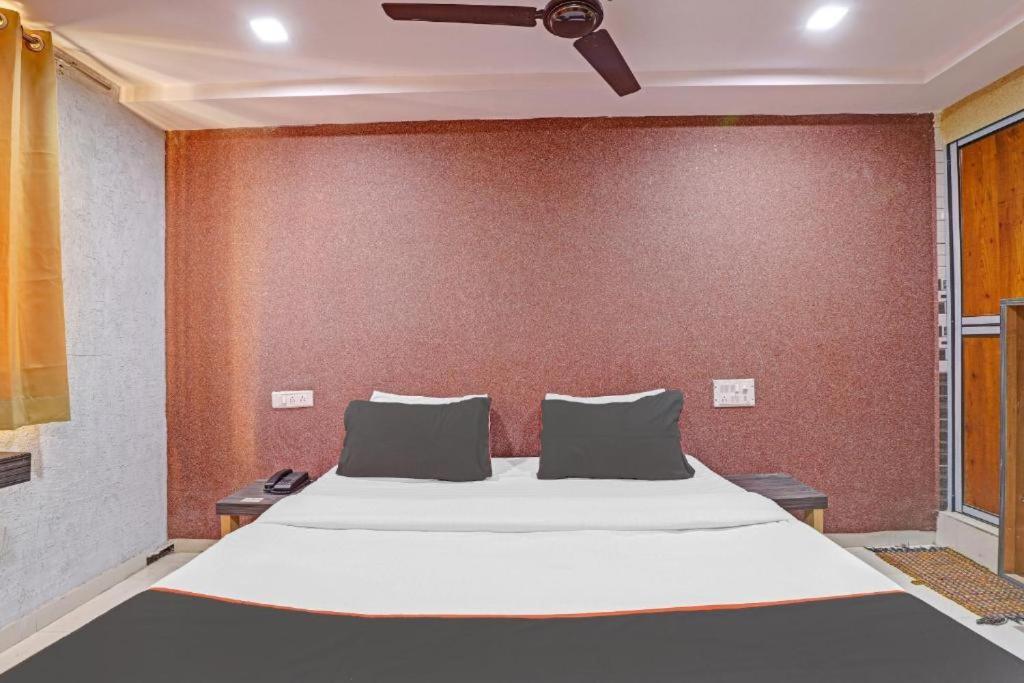 Hotel Mayura, Ankleshwar Eksteriør bilde