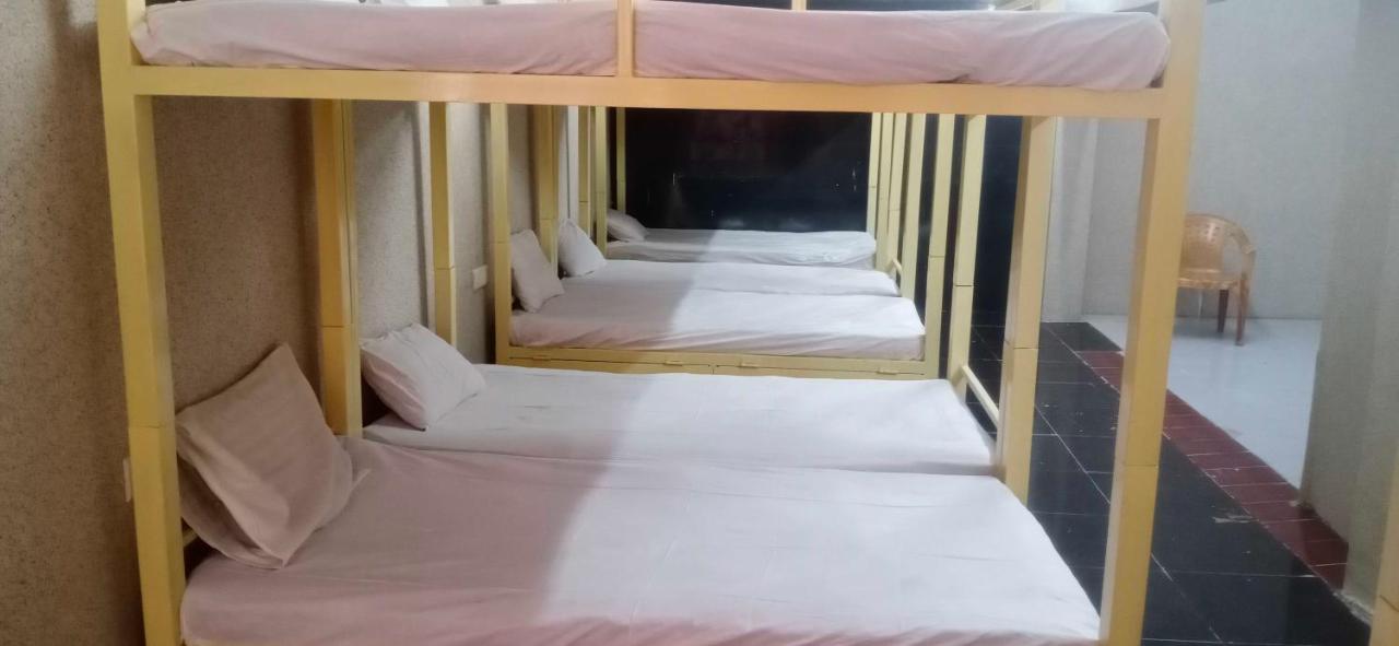 Hotel Mayura, Ankleshwar Eksteriør bilde
