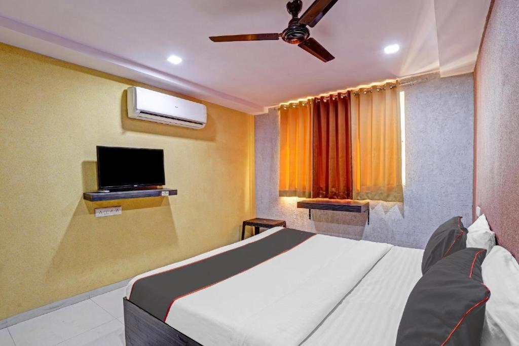 Hotel Mayura, Ankleshwar Eksteriør bilde