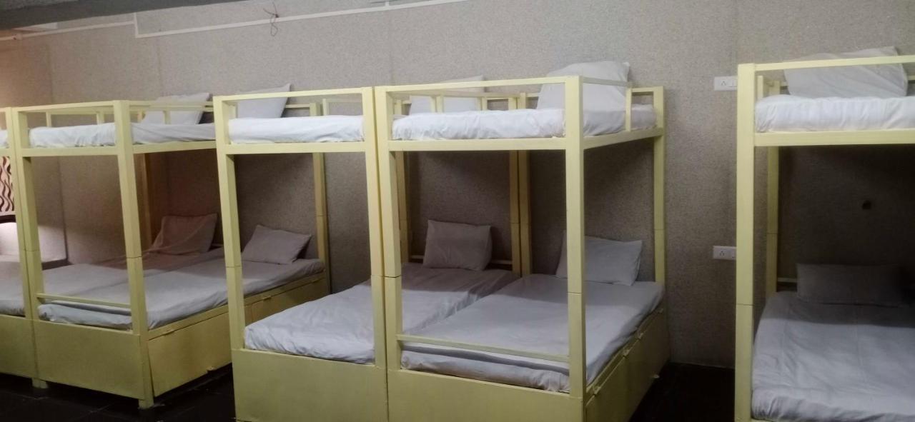 Hotel Mayura, Ankleshwar Eksteriør bilde