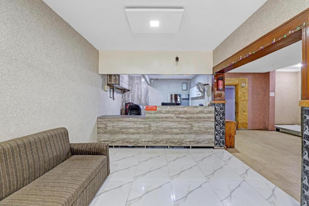 Hotel Mayura, Ankleshwar Eksteriør bilde